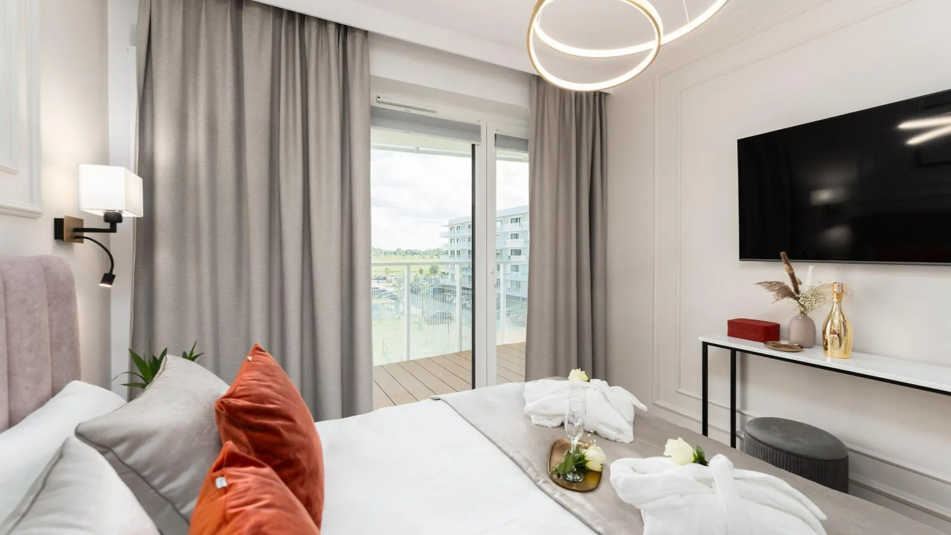 Apartamenty Lighthouse - Polanki Aqua - Prestige Kolobrzeg